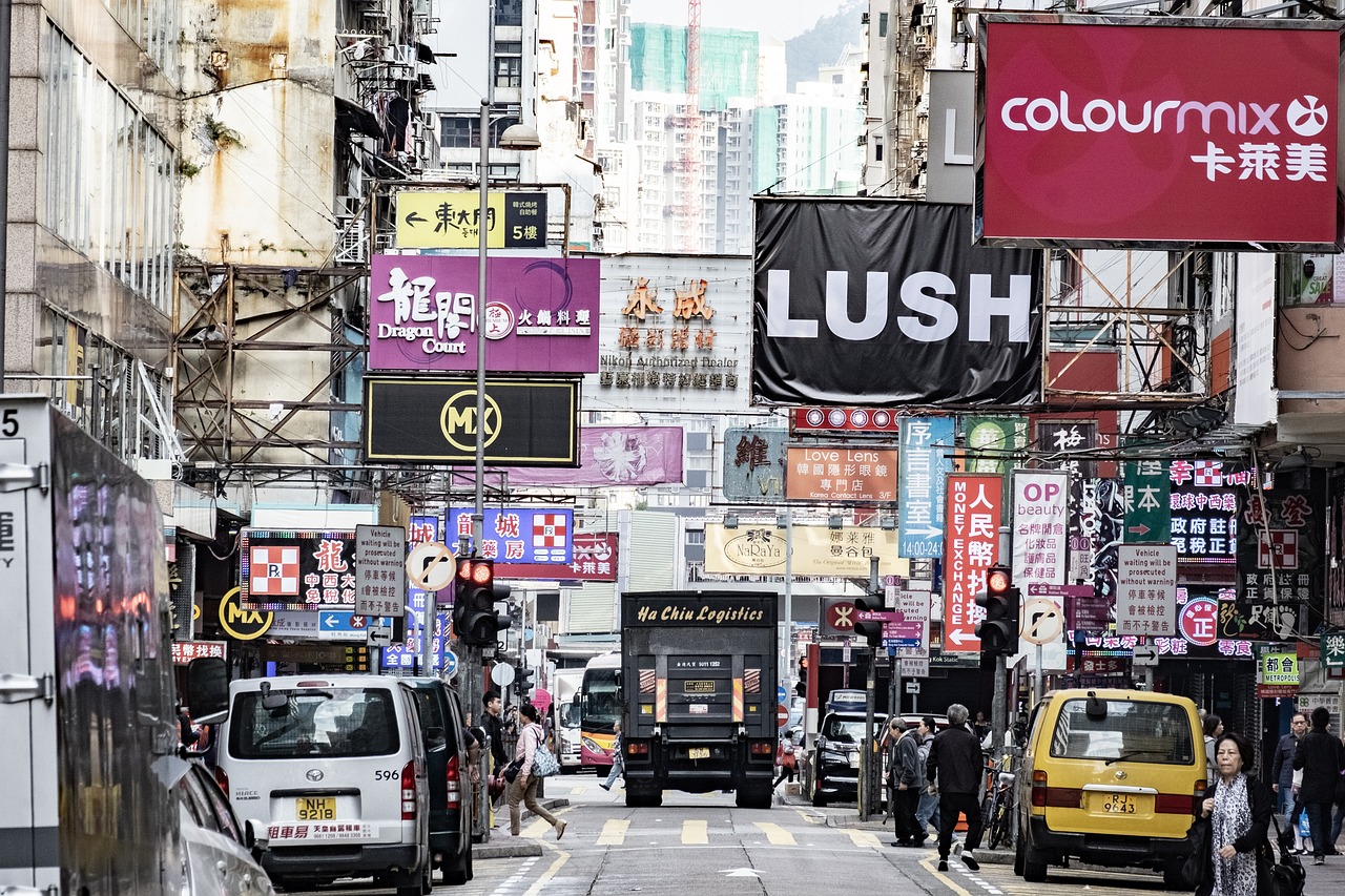 民企香港上市，機遇與挑戰并存的道路